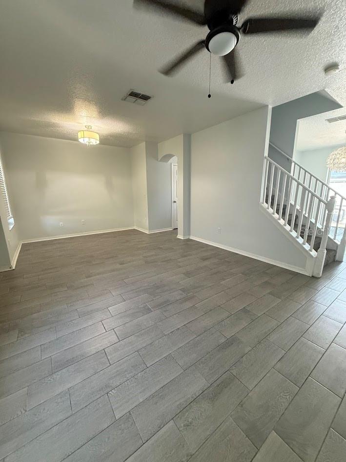 Image 5 of 22 For 1567 Blue Magnolia Road