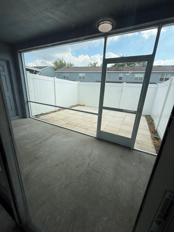 Listing photo id 14 for 1567 Blue Magnolia Road