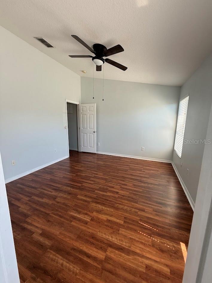 Listing photo id 16 for 1567 Blue Magnolia Road