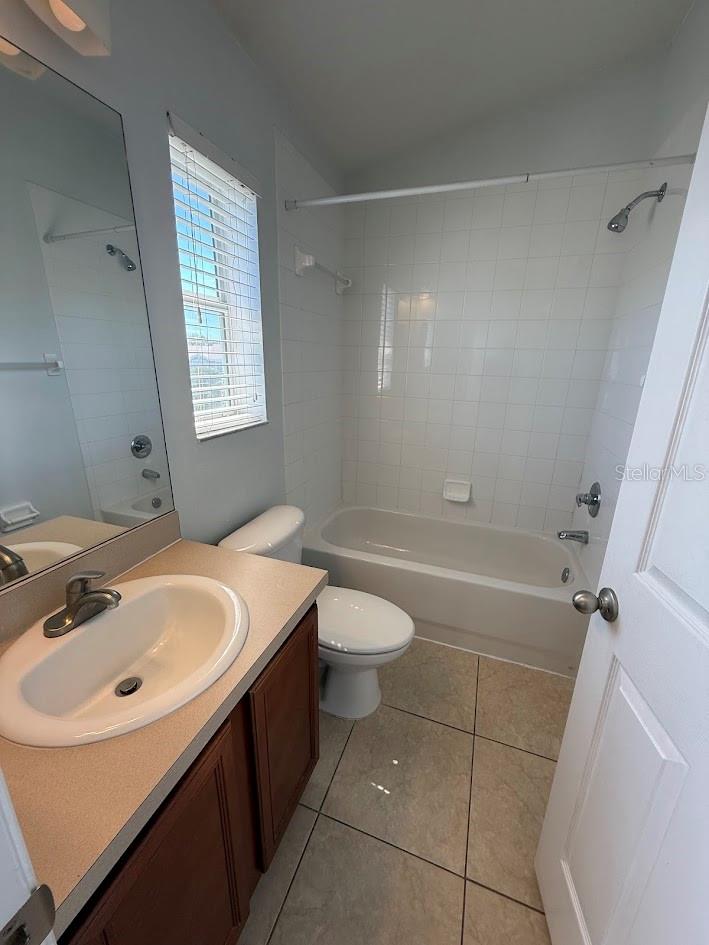 Listing photo id 18 for 1567 Blue Magnolia Road