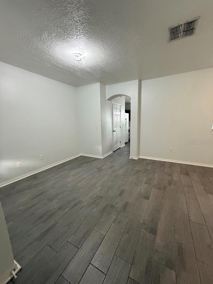 Listing photo id 1 for 1567 Blue Magnolia Road