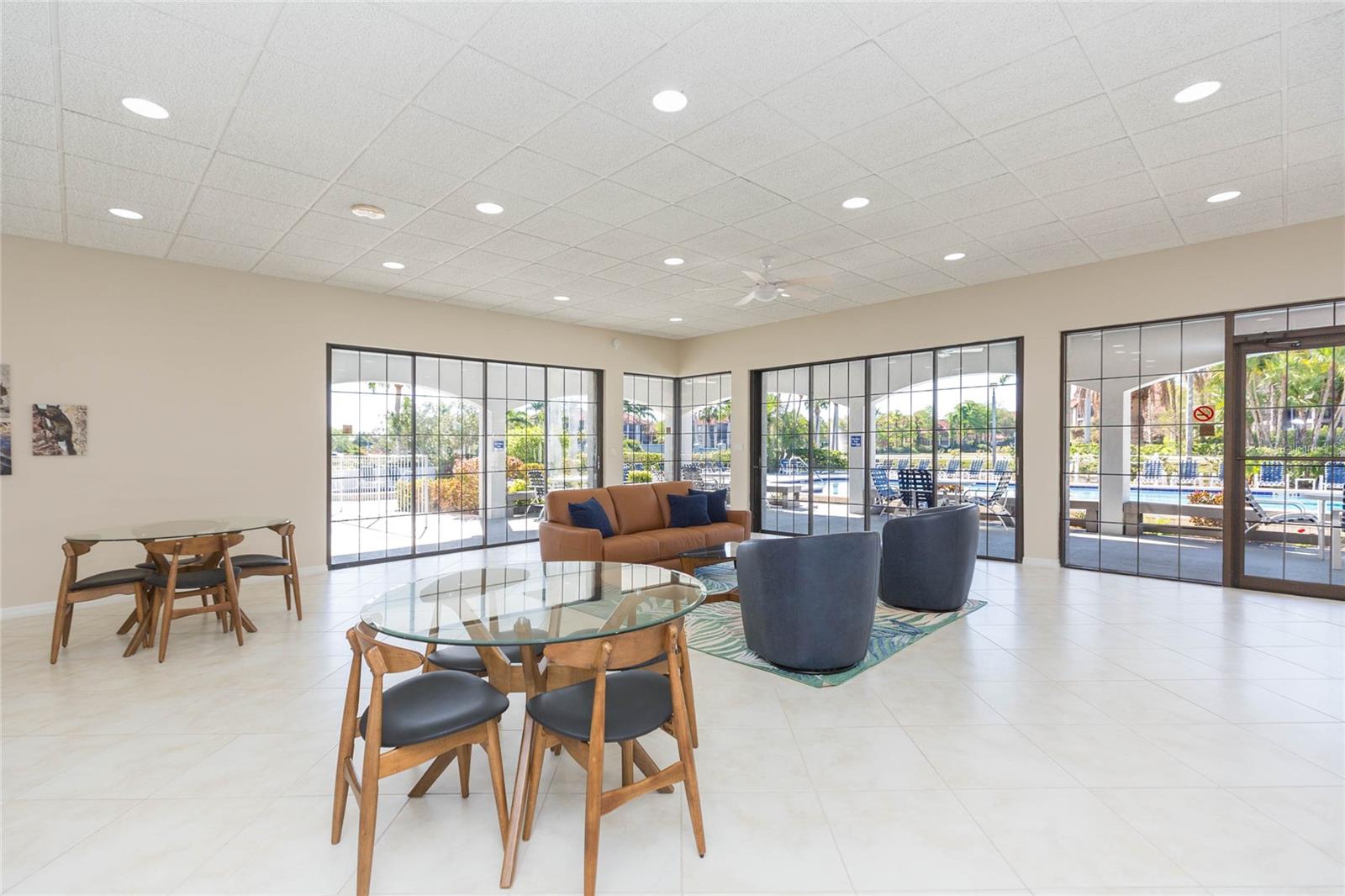 Image 26 of 35 For 2333 Feather Sound Drive A307