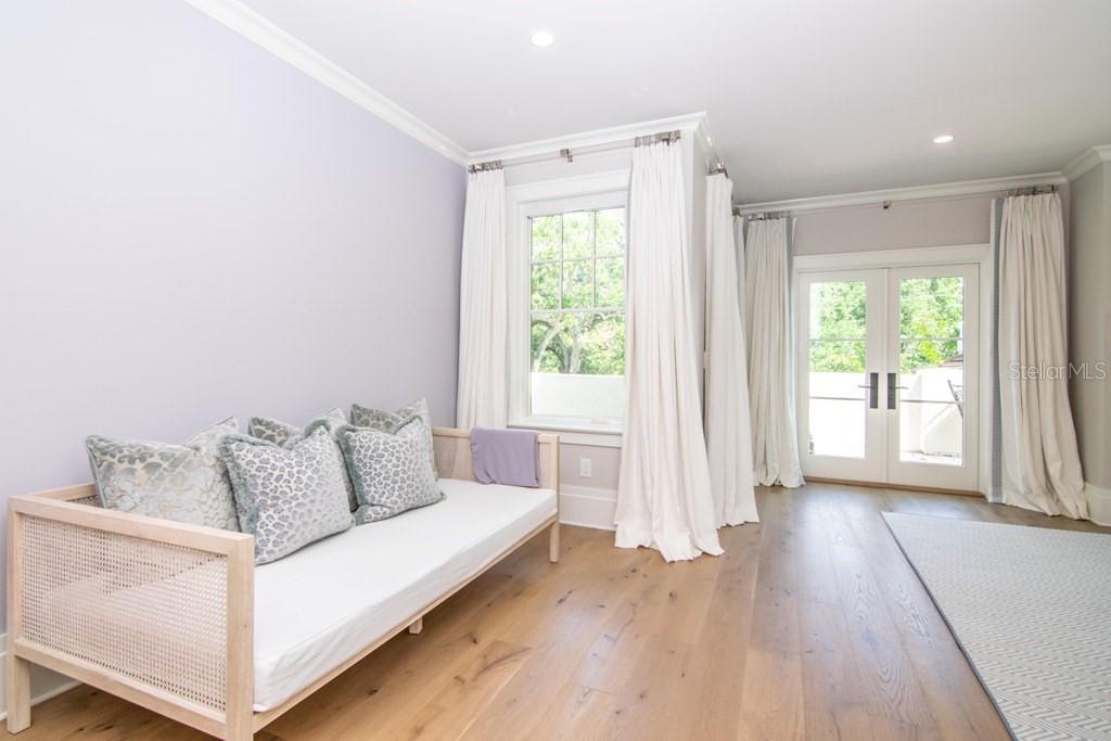 Image 31 of 68 For 908 Dakota Avenue