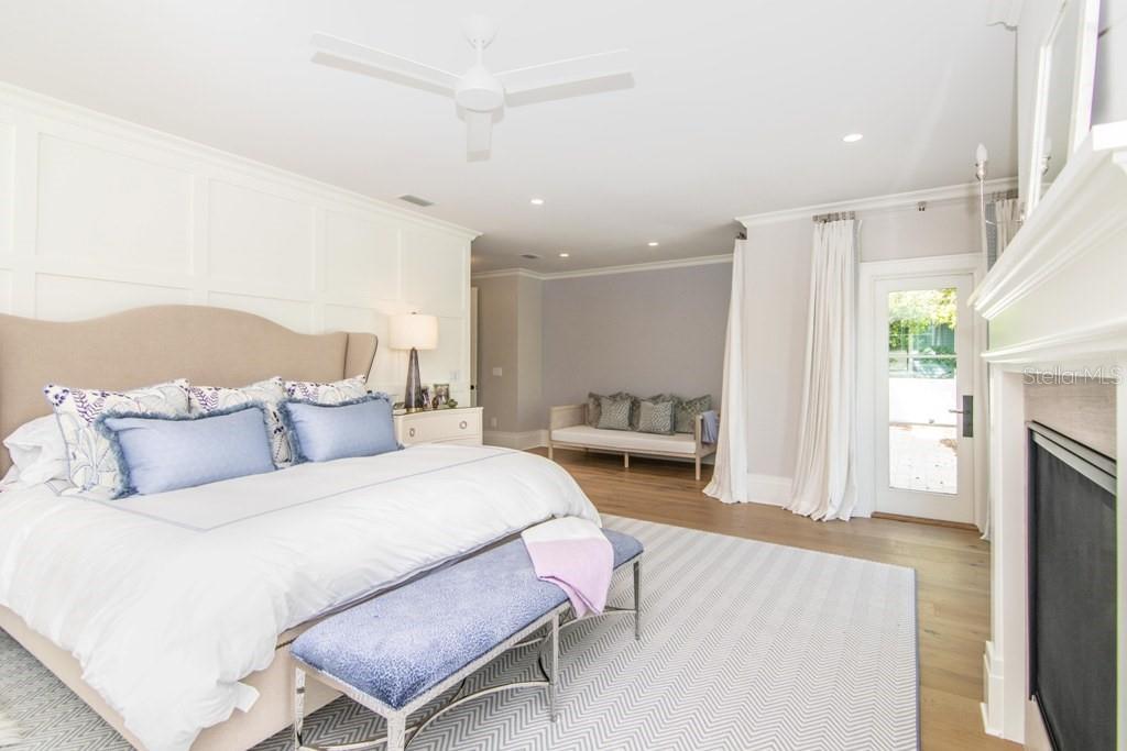 Image 32 of 68 For 908 Dakota Avenue