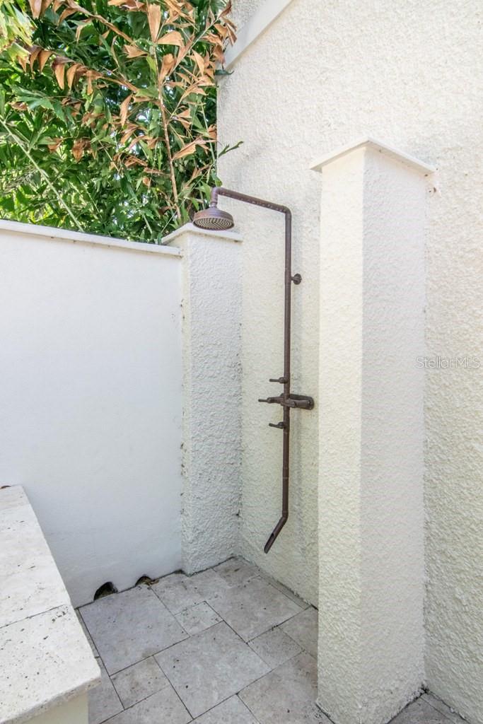 Image 48 of 68 For 908 Dakota Avenue