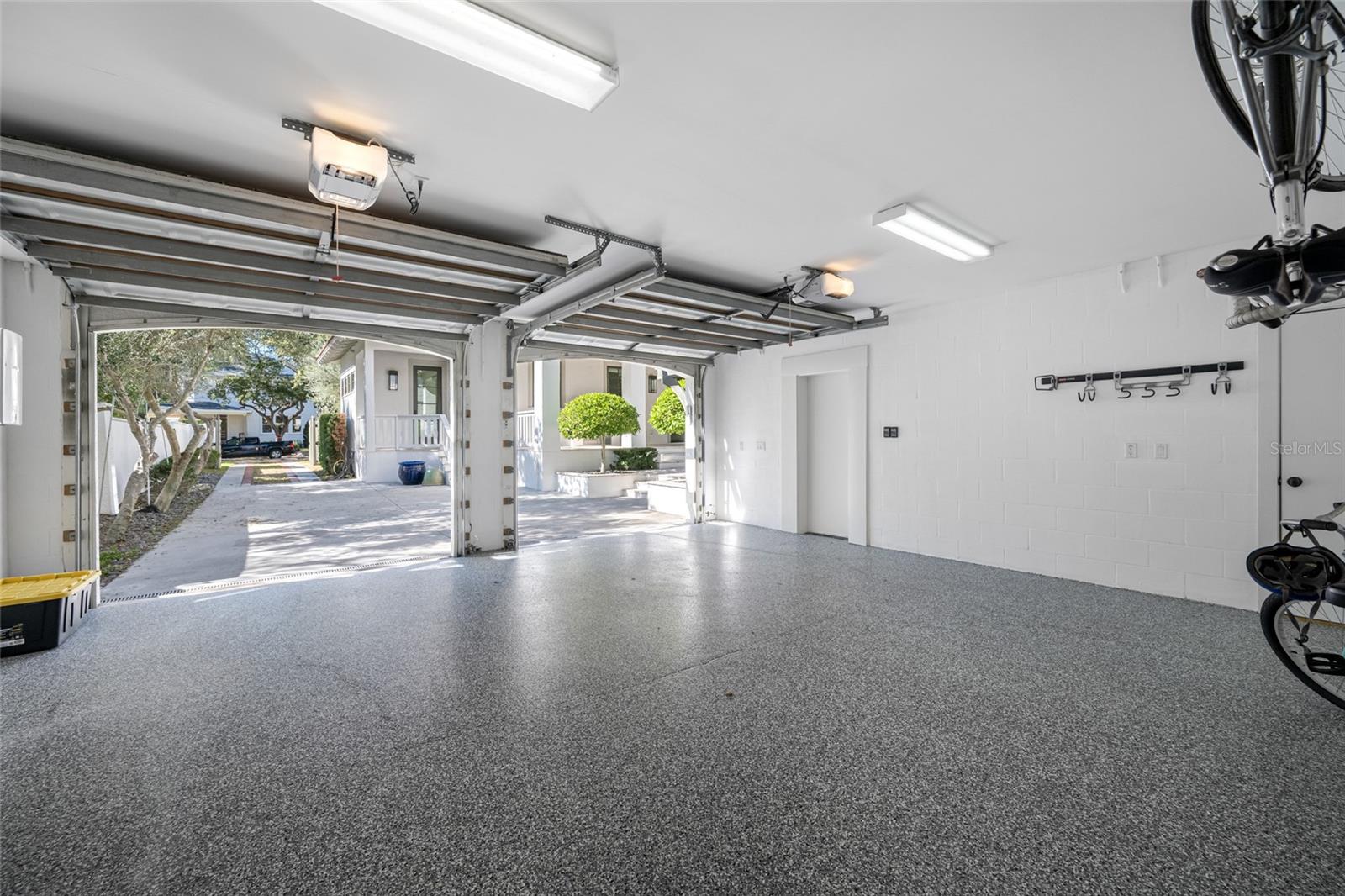 Image 52 of 68 For 908 Dakota Avenue