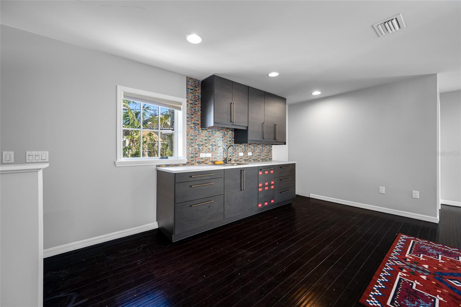 Image 55 of 68 For 908 Dakota Avenue