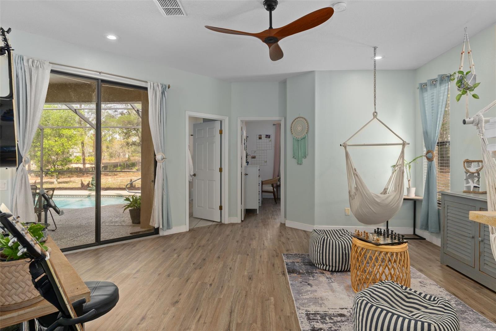 Image 20 of 54 For 46 Fringetree Street