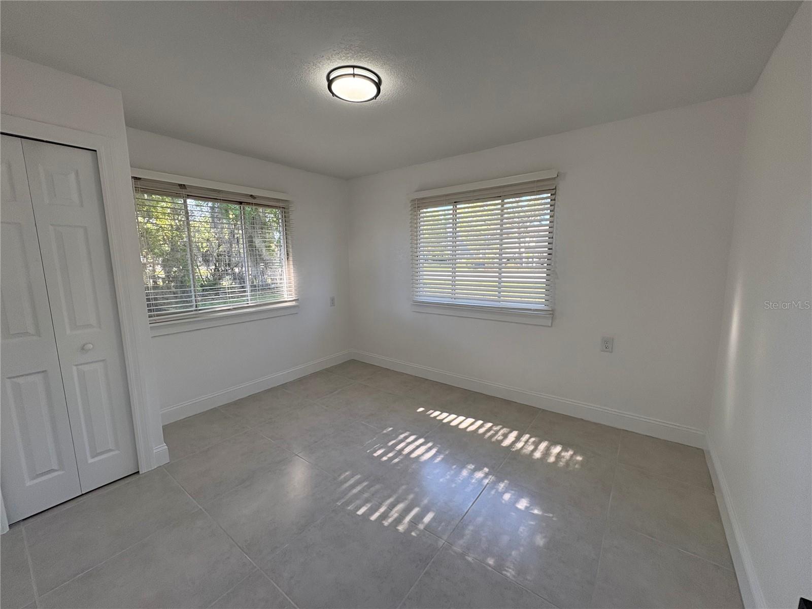 Image 15 of 20 For 800 Saint Petersburg Drive W