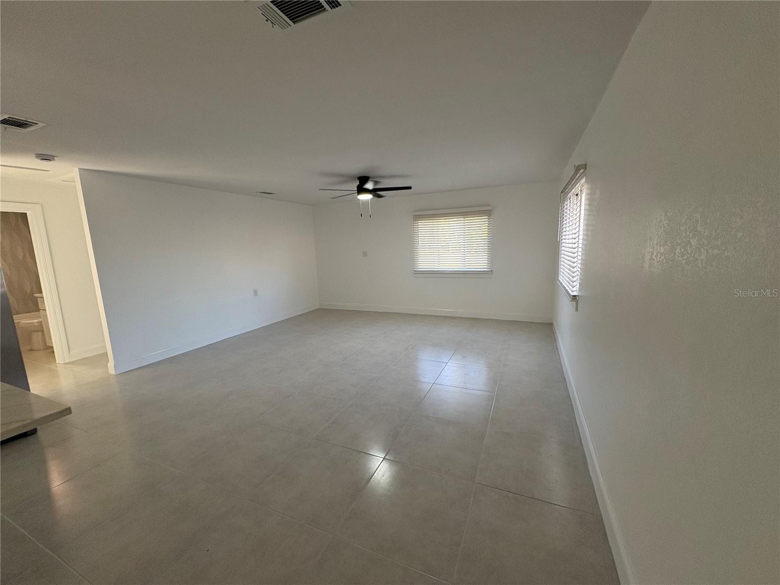 Image 6 of 20 For 800 Saint Petersburg Drive W