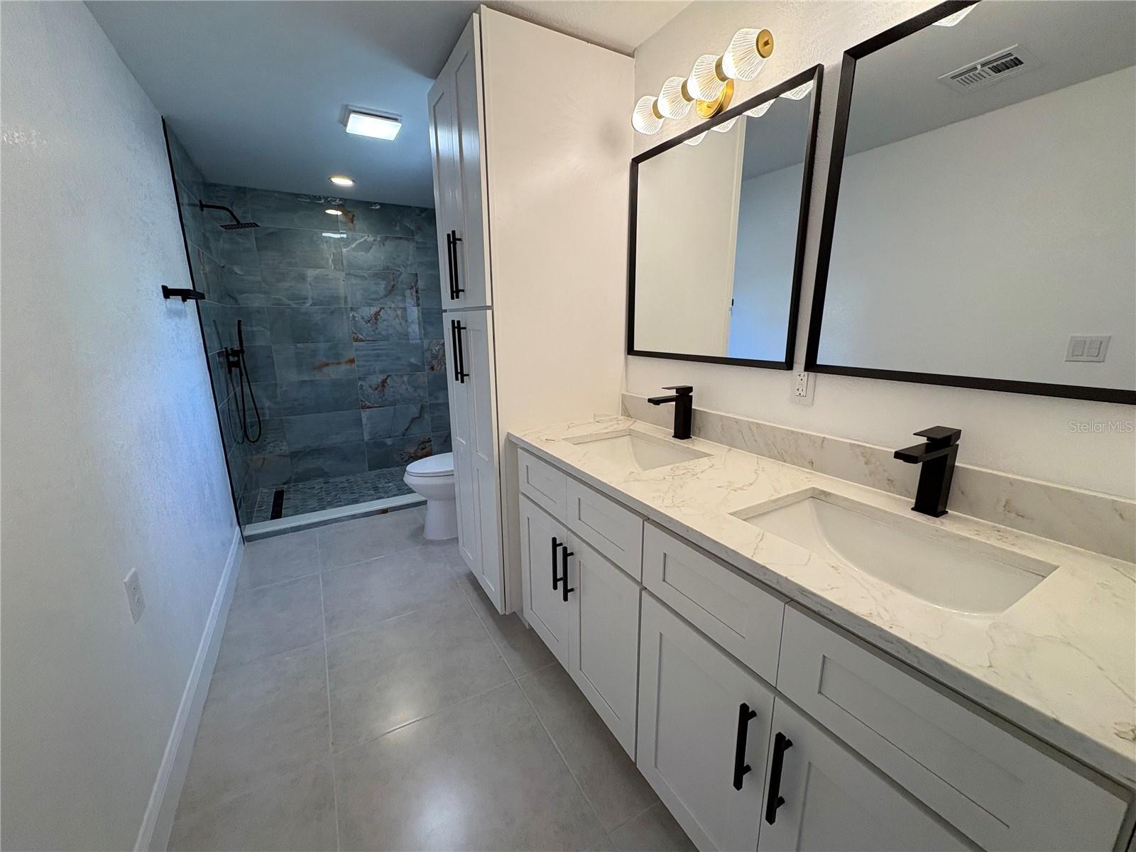 Image 9 of 20 For 800 Saint Petersburg Drive W