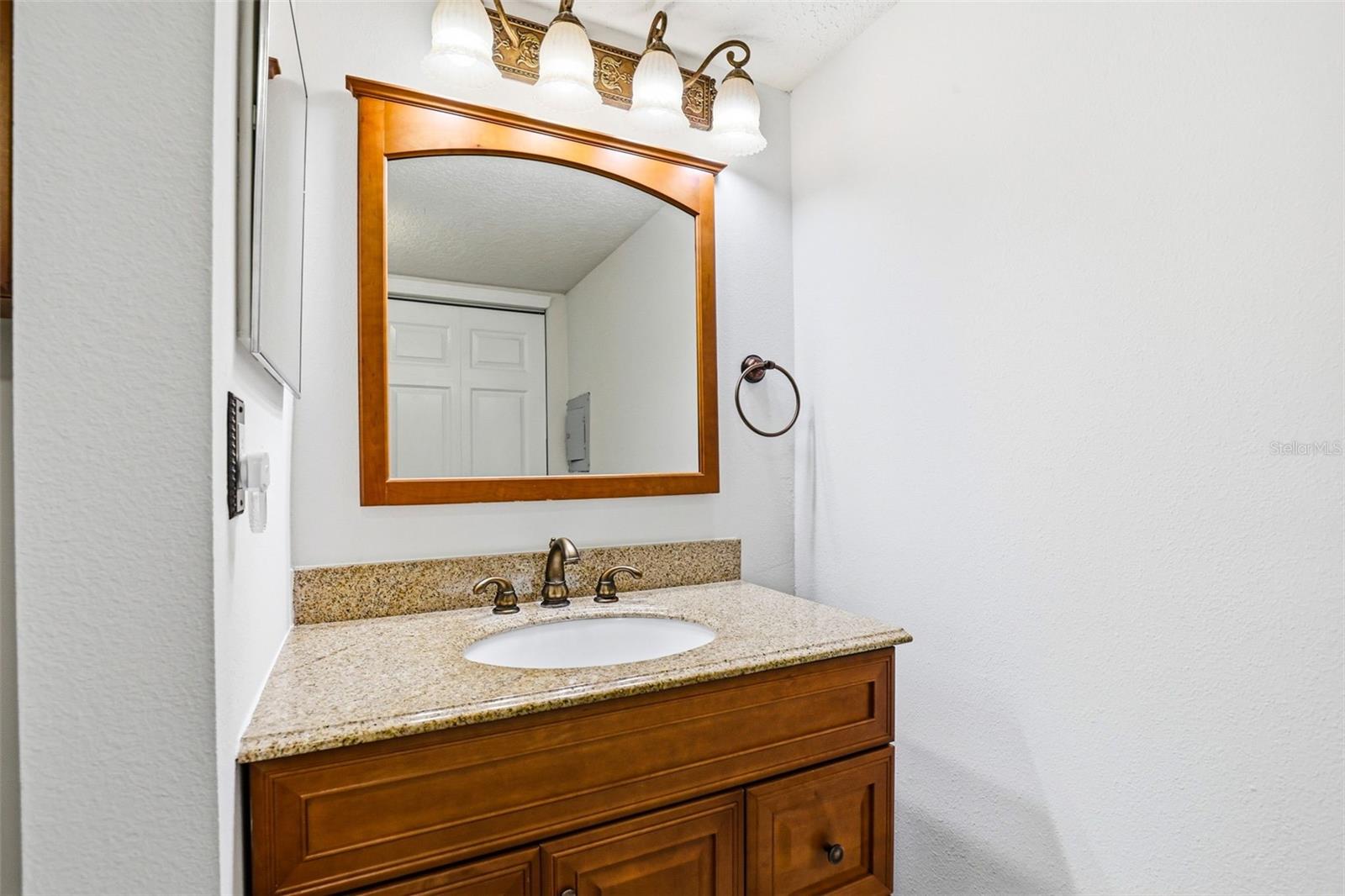 Image 13 of 18 For 1799 Highland Avenue 5