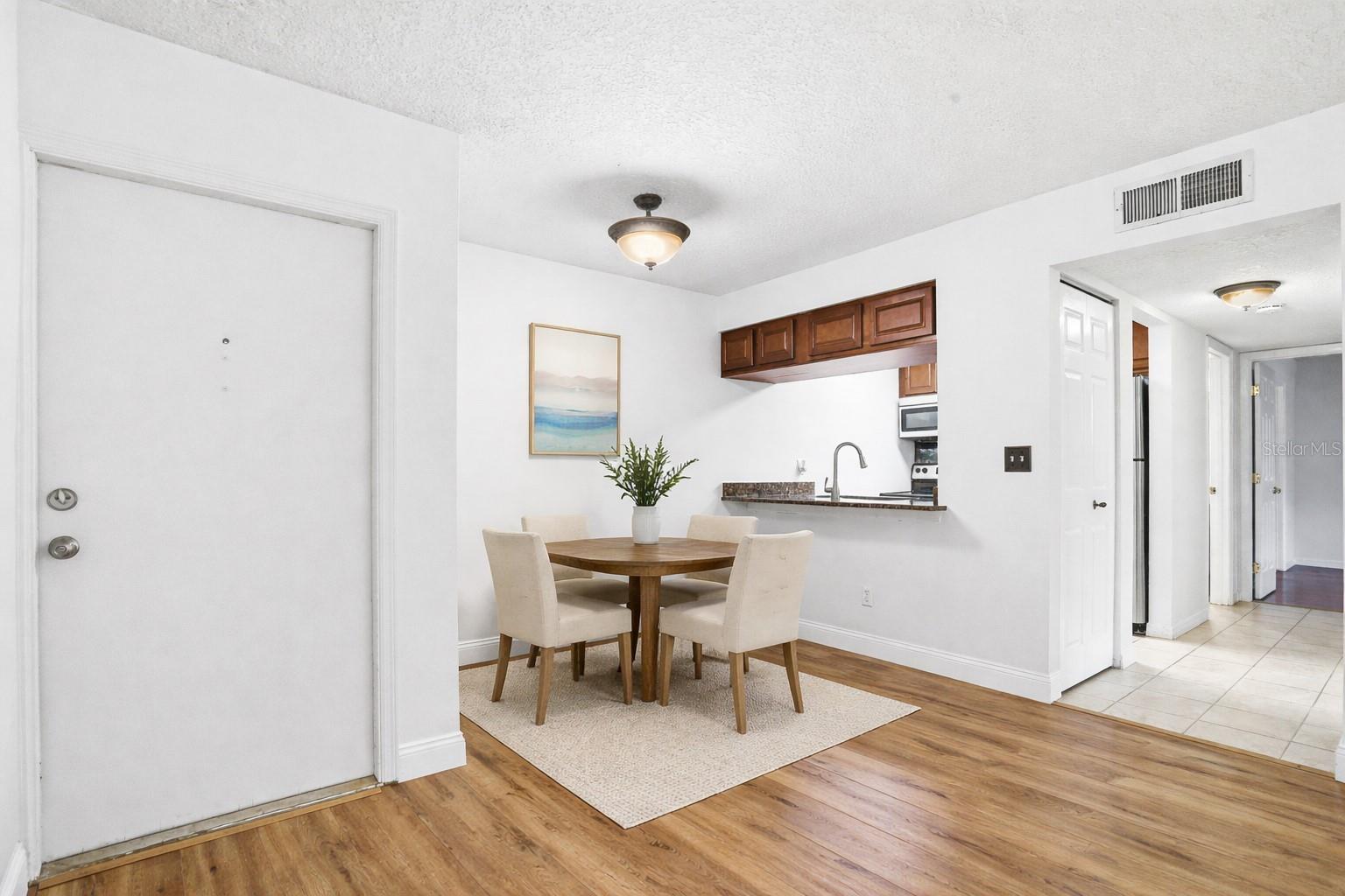 Image 4 of 18 For 1799 Highland Avenue 5