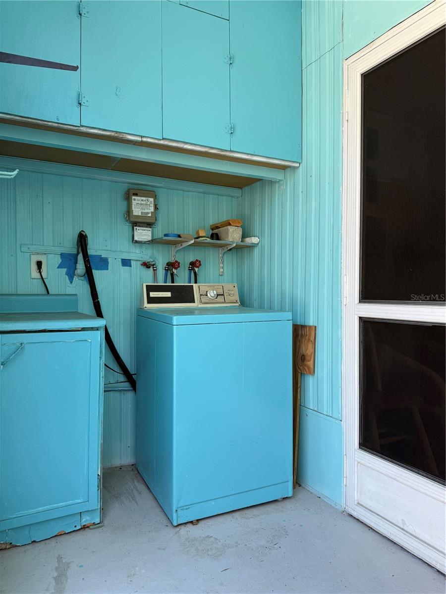 Image 22 of 32 For 7803 46th Avenue N 129