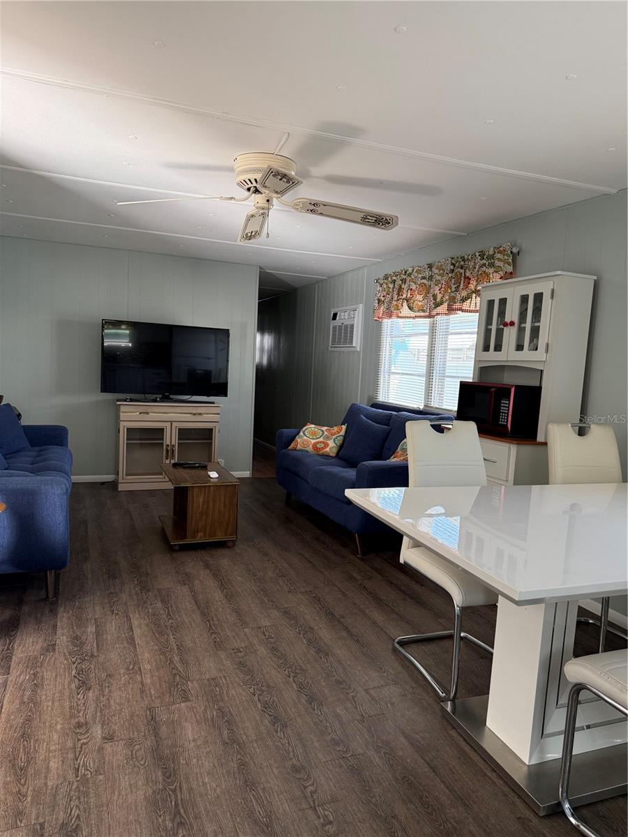 Image 7 of 32 For 7803 46th Avenue N 129