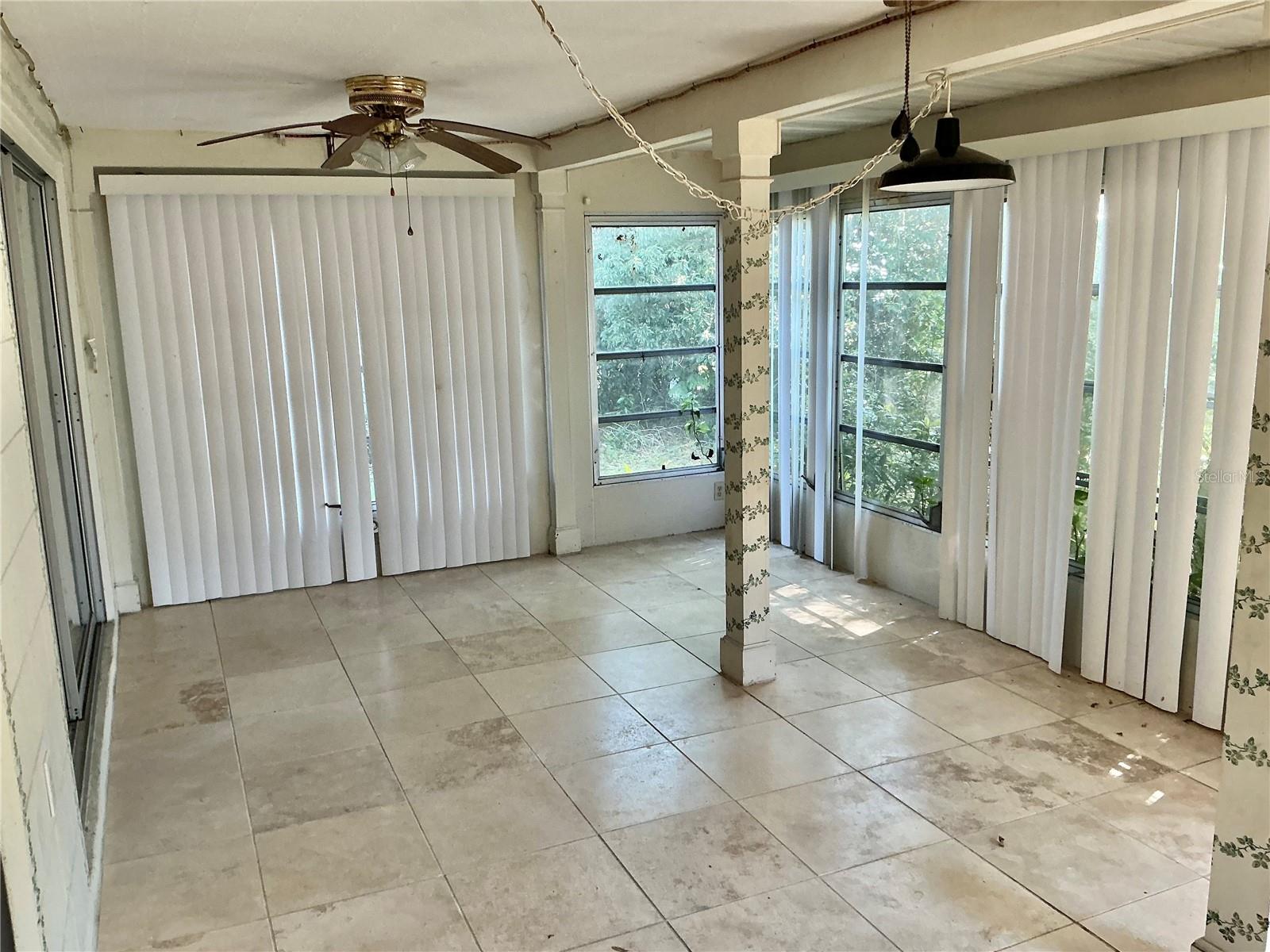 Image 12 of 14 For 8702 Village Mill Row