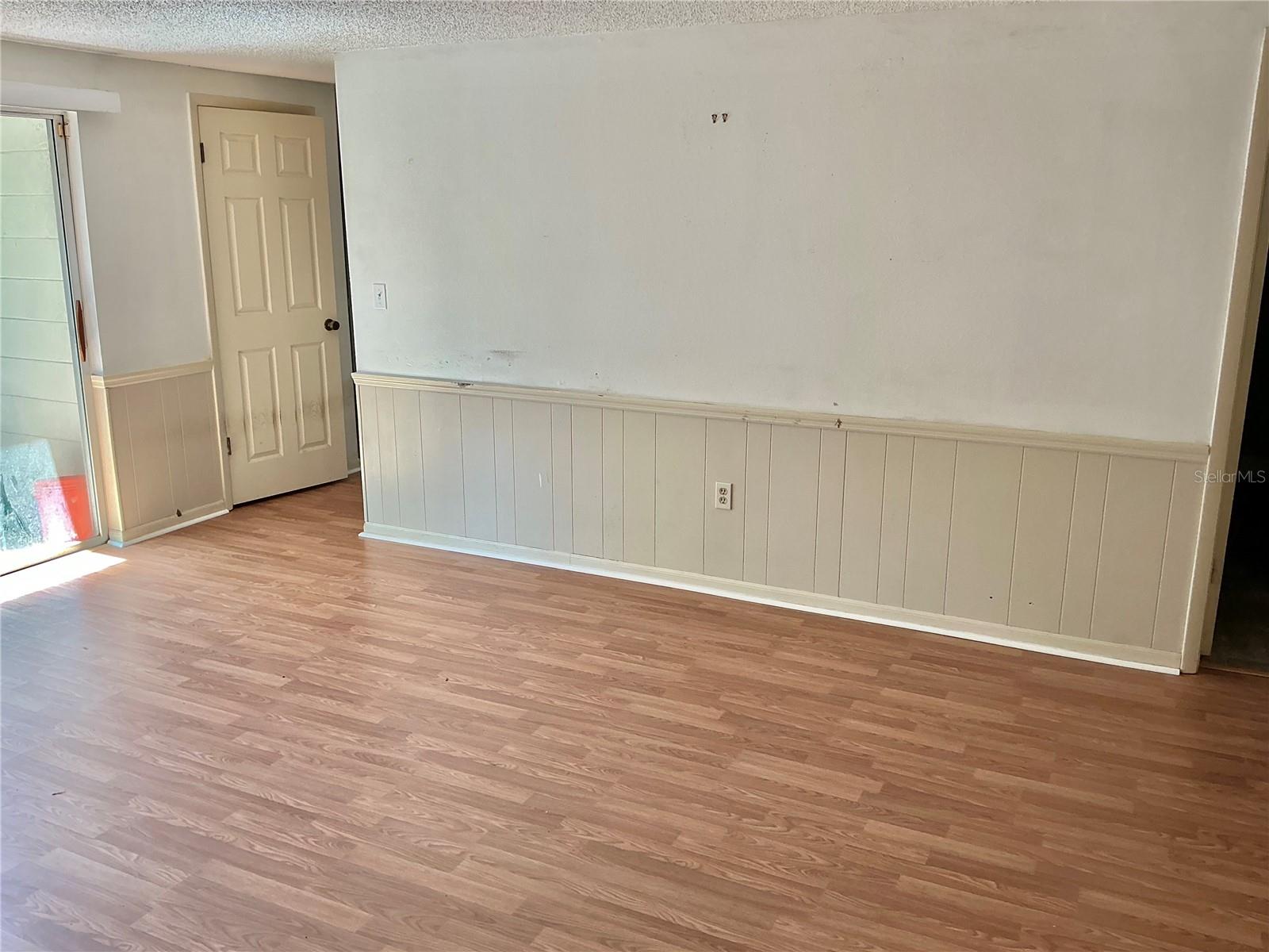 Image 9 of 14 For 8702 Village Mill Row