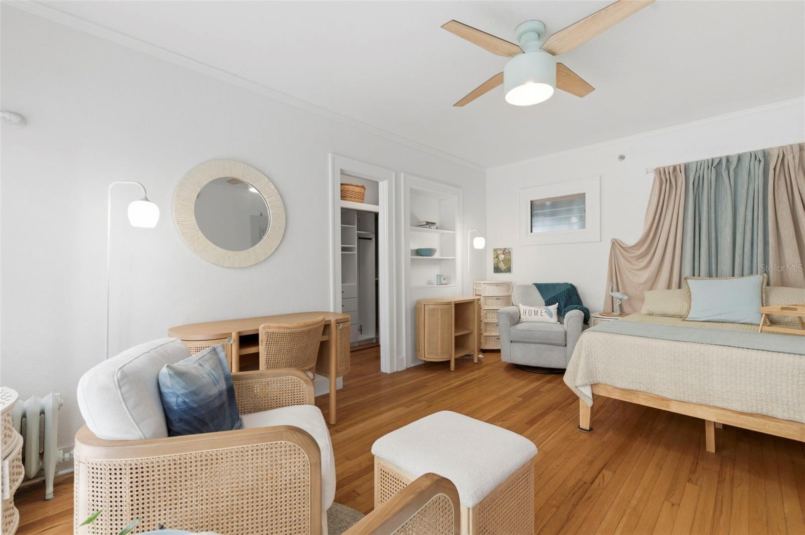 Image 17 of 47 For 130 4th Avenue N 106