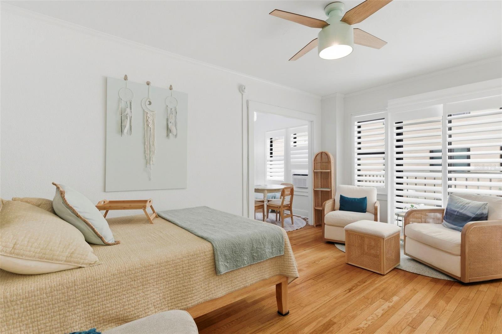 Image 23 of 47 For 130 4th Avenue N 106