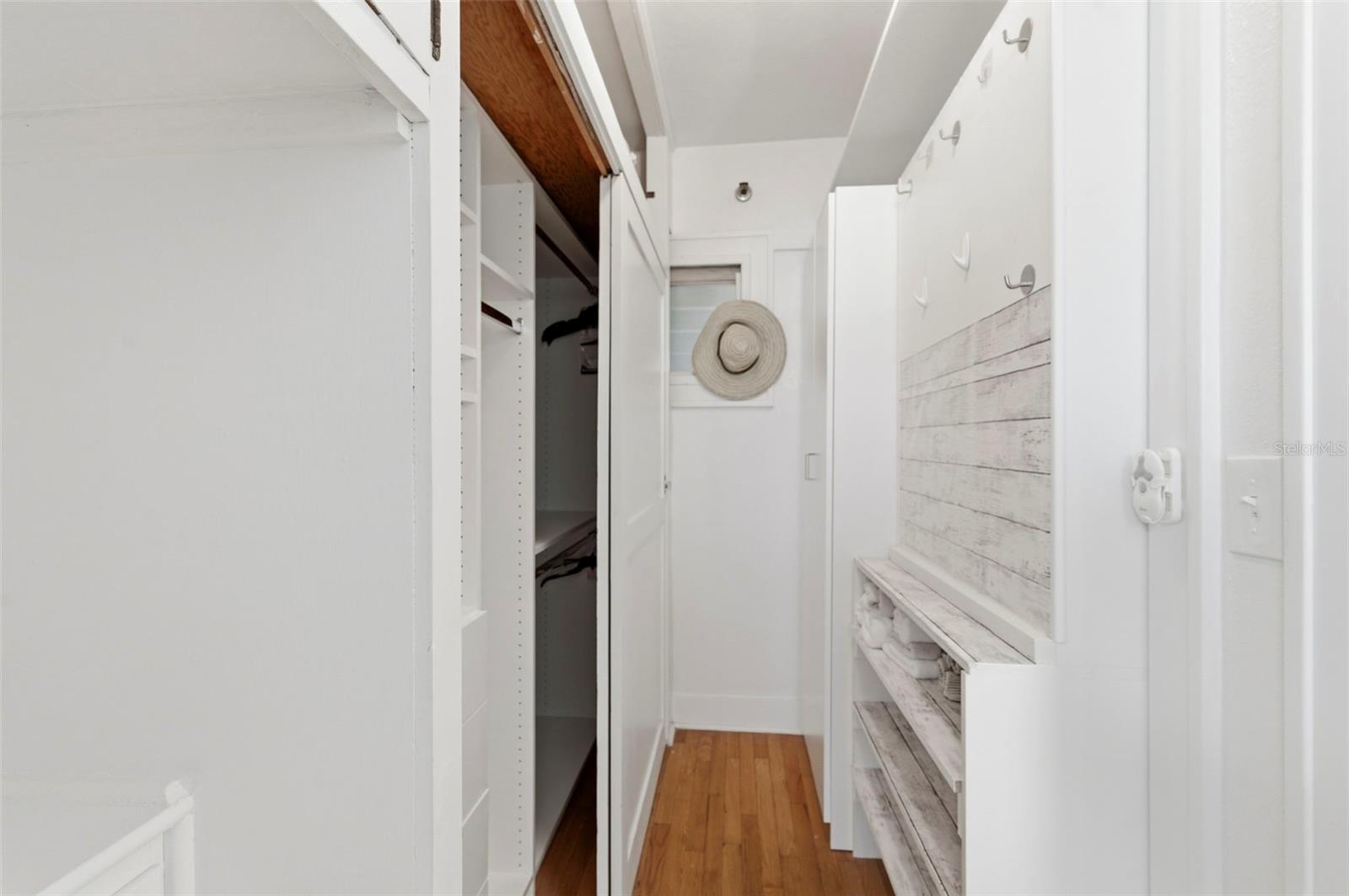 Image 30 of 47 For 130 4th Avenue N 106