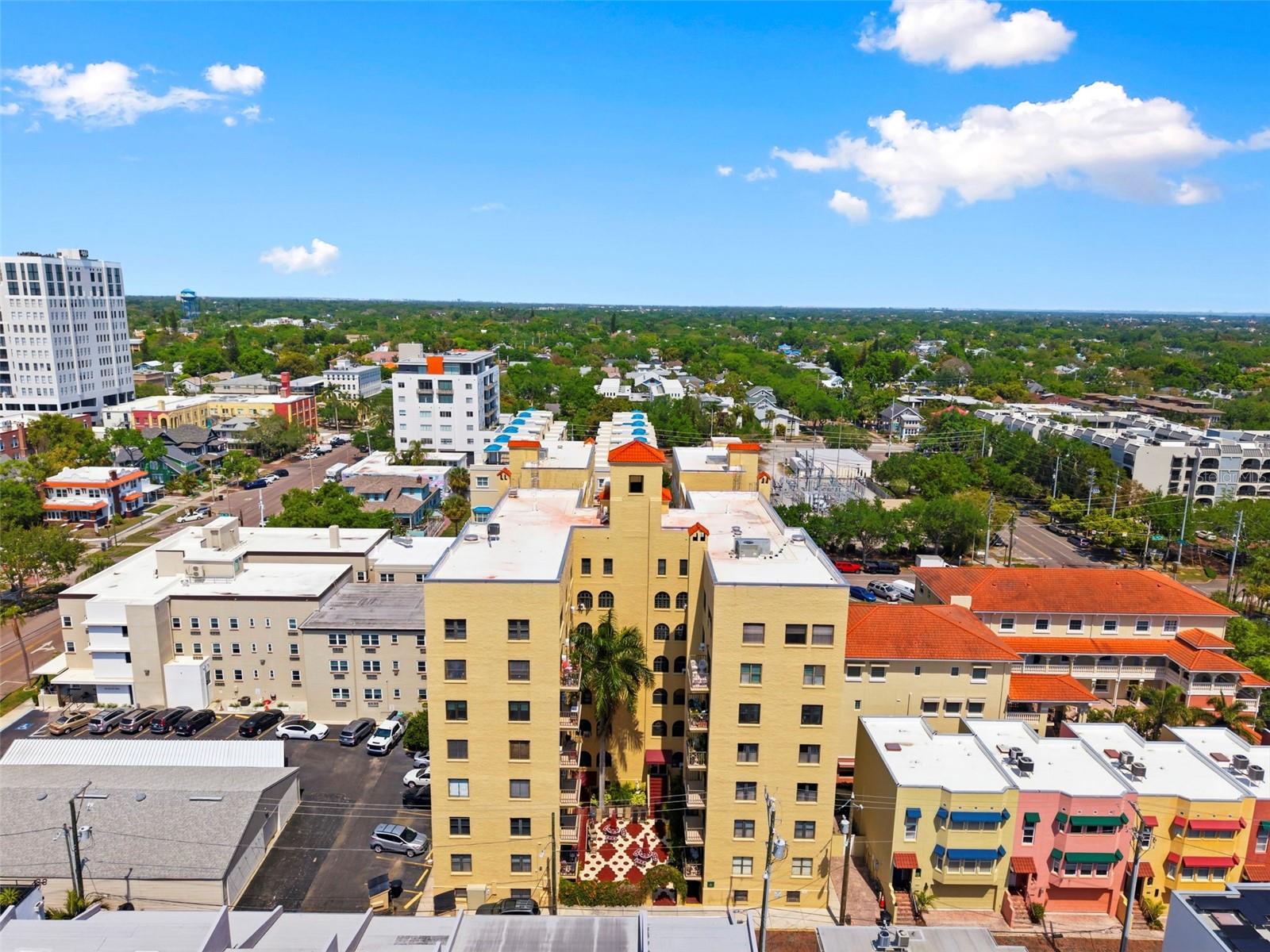 Image 38 of 47 For 130 4th Avenue N 106