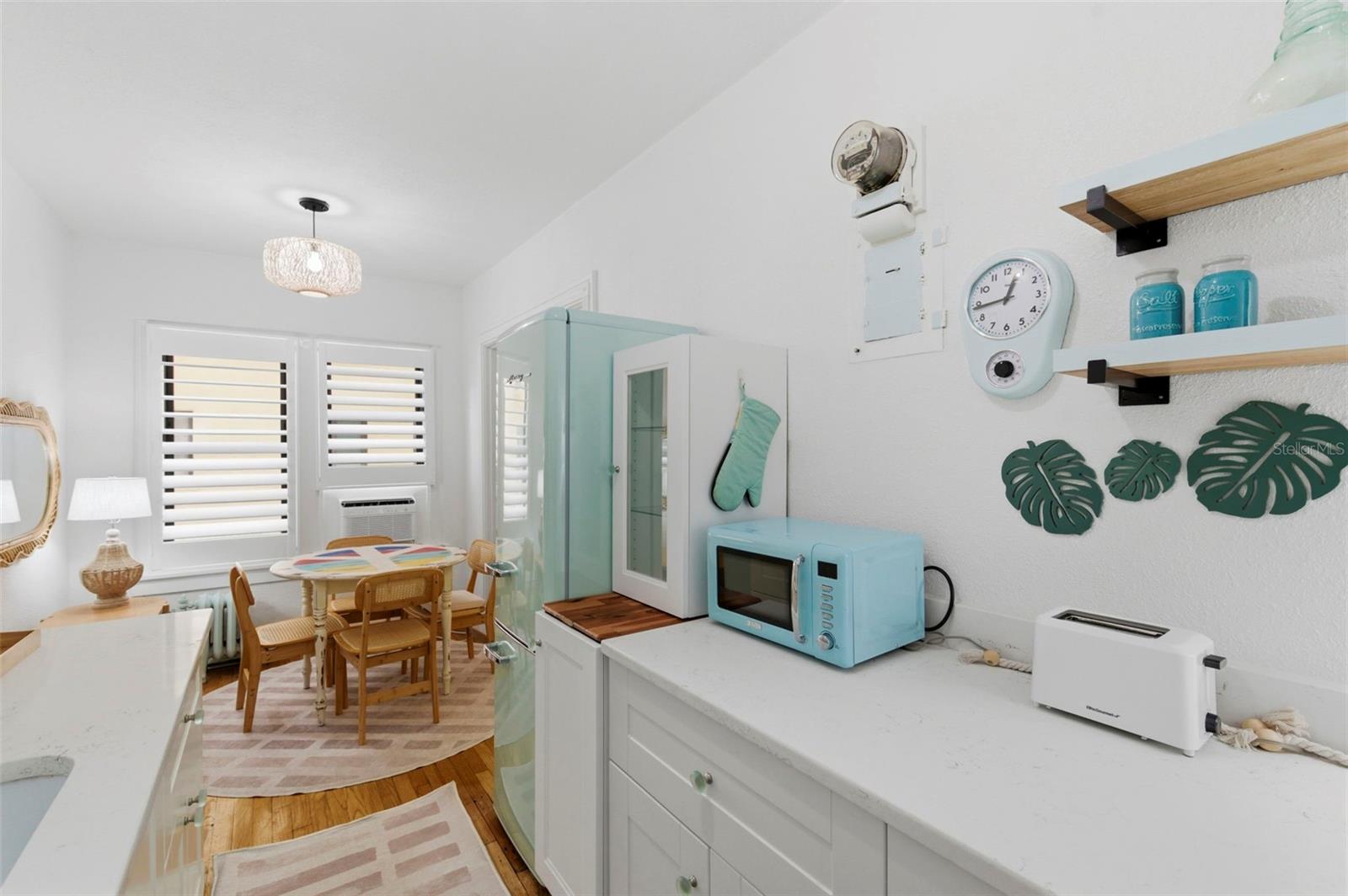 Image 9 of 47 For 130 4th Avenue N 106