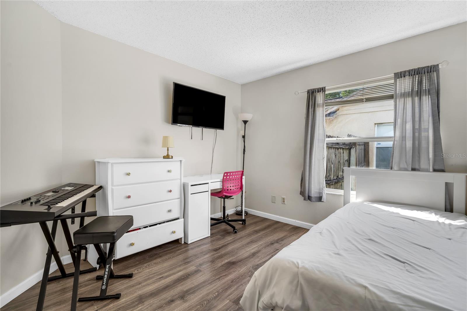 Image 20 of 28 For 13506 Colorado Place