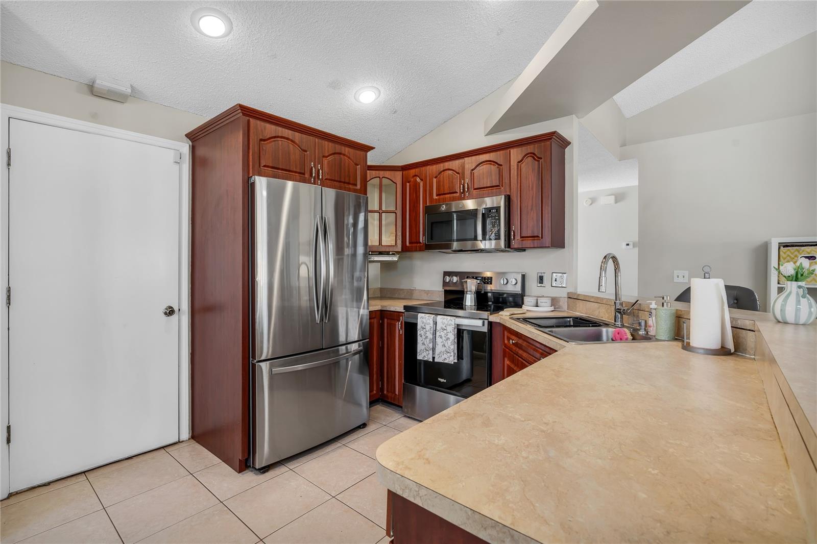 Image 9 of 28 For 13506 Colorado Place