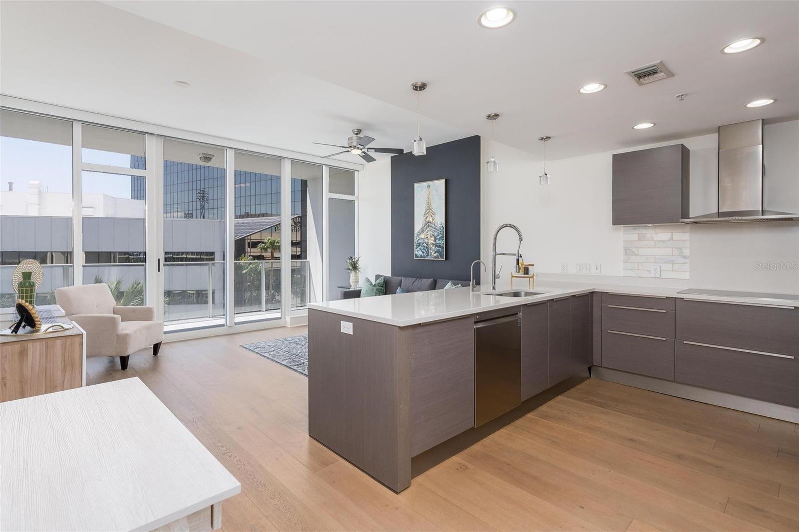 Image 10 of 58 For 175 1st Street S 504