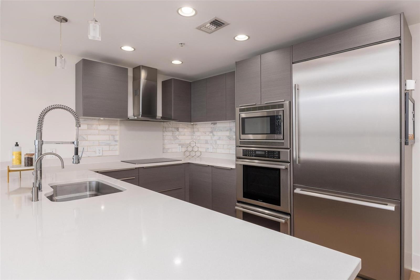 Image 11 of 58 For 175 1st Street S 504