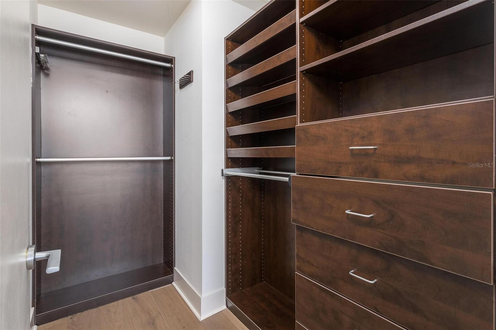 Image 17 of 58 For 175 1st Street S 504