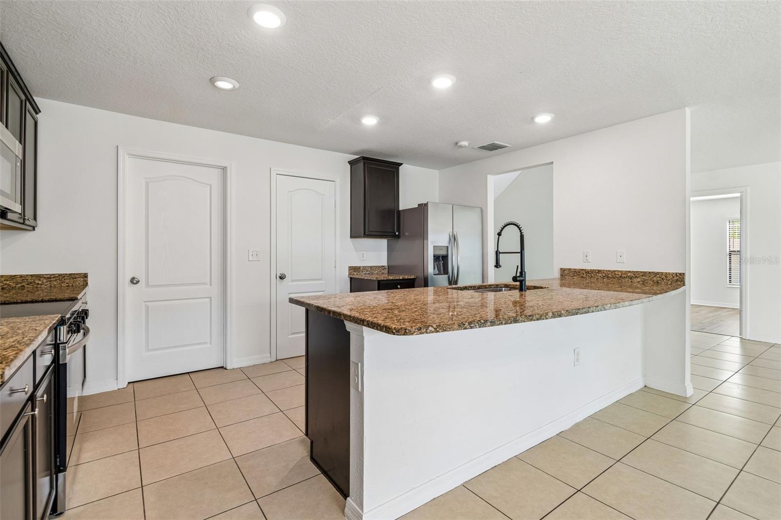 Image 10 of 51 For 1009 Culbreath Green Court