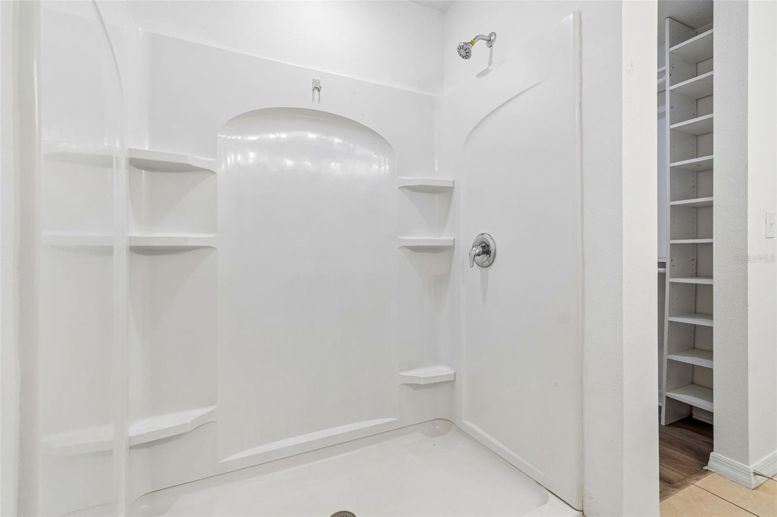 Image 22 of 51 For 1009 Culbreath Green Court