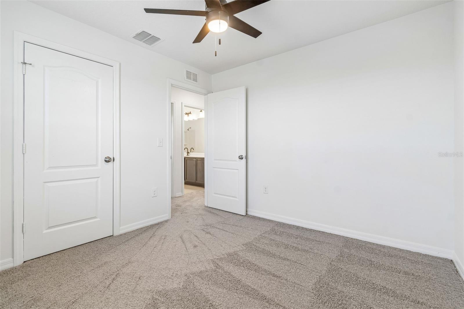 Image 34 of 51 For 1009 Culbreath Green Court