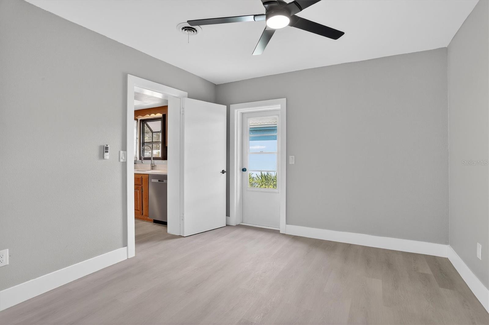 Image 16 of 36 For 1658 Jeffords Street