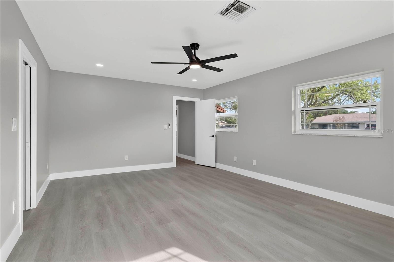 Image 24 of 36 For 1658 Jeffords Street