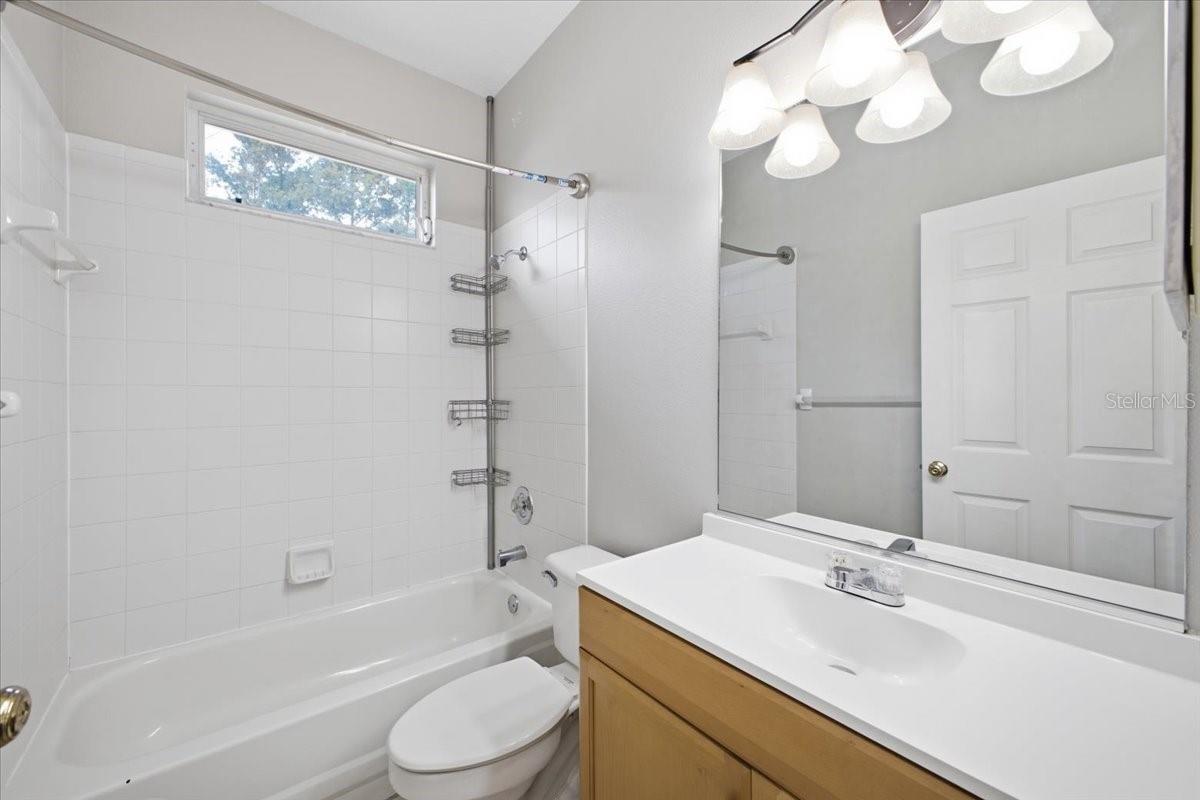 Image 19 of 26 For 12105 Whistling Way