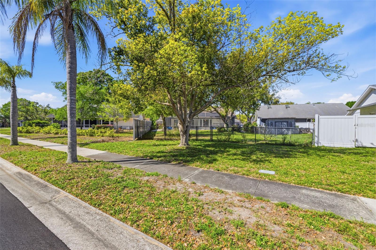 Image 22 of 23 For 4550 Murcross Lane