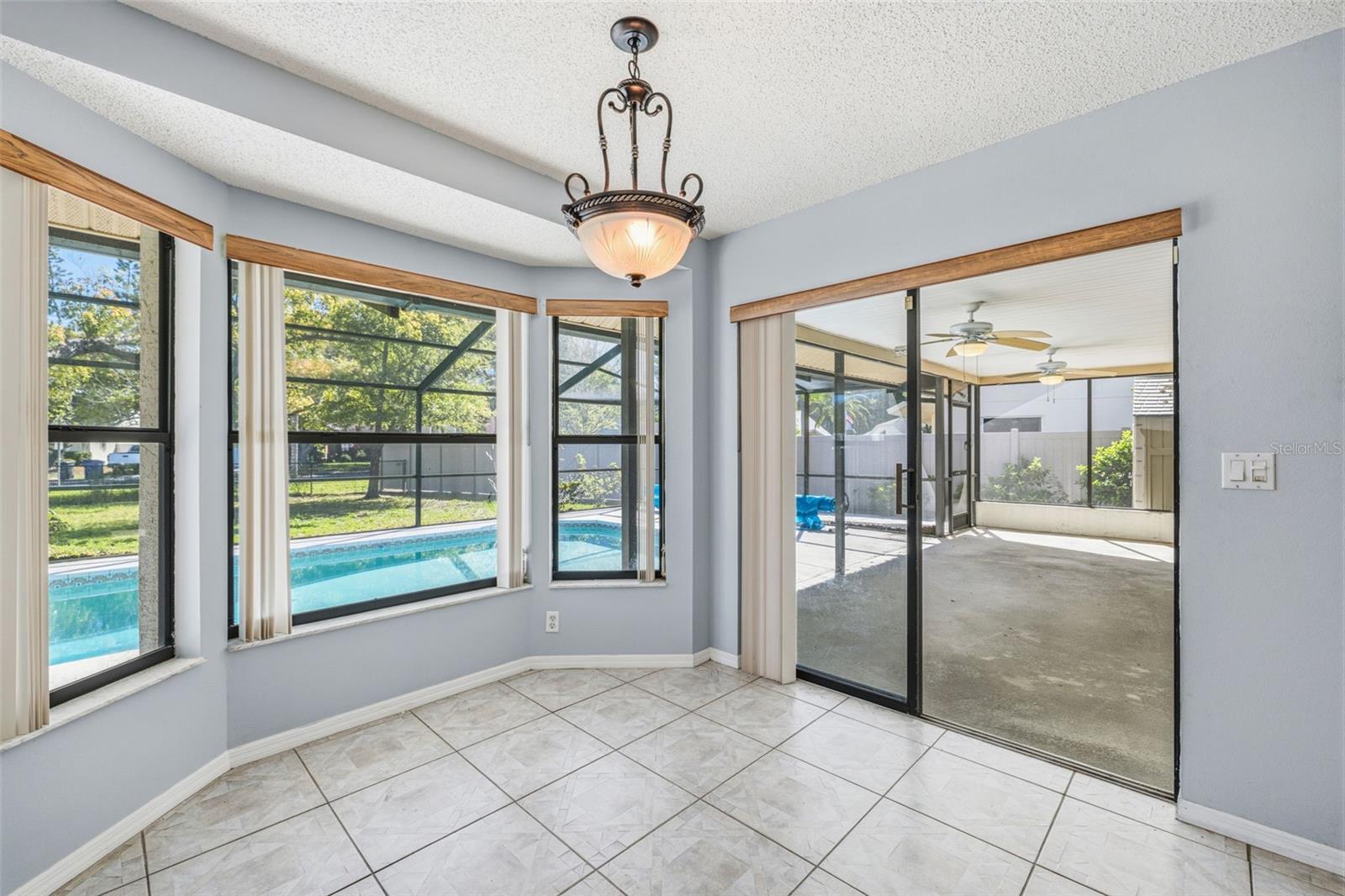 Image 4 of 23 For 4550 Murcross Lane