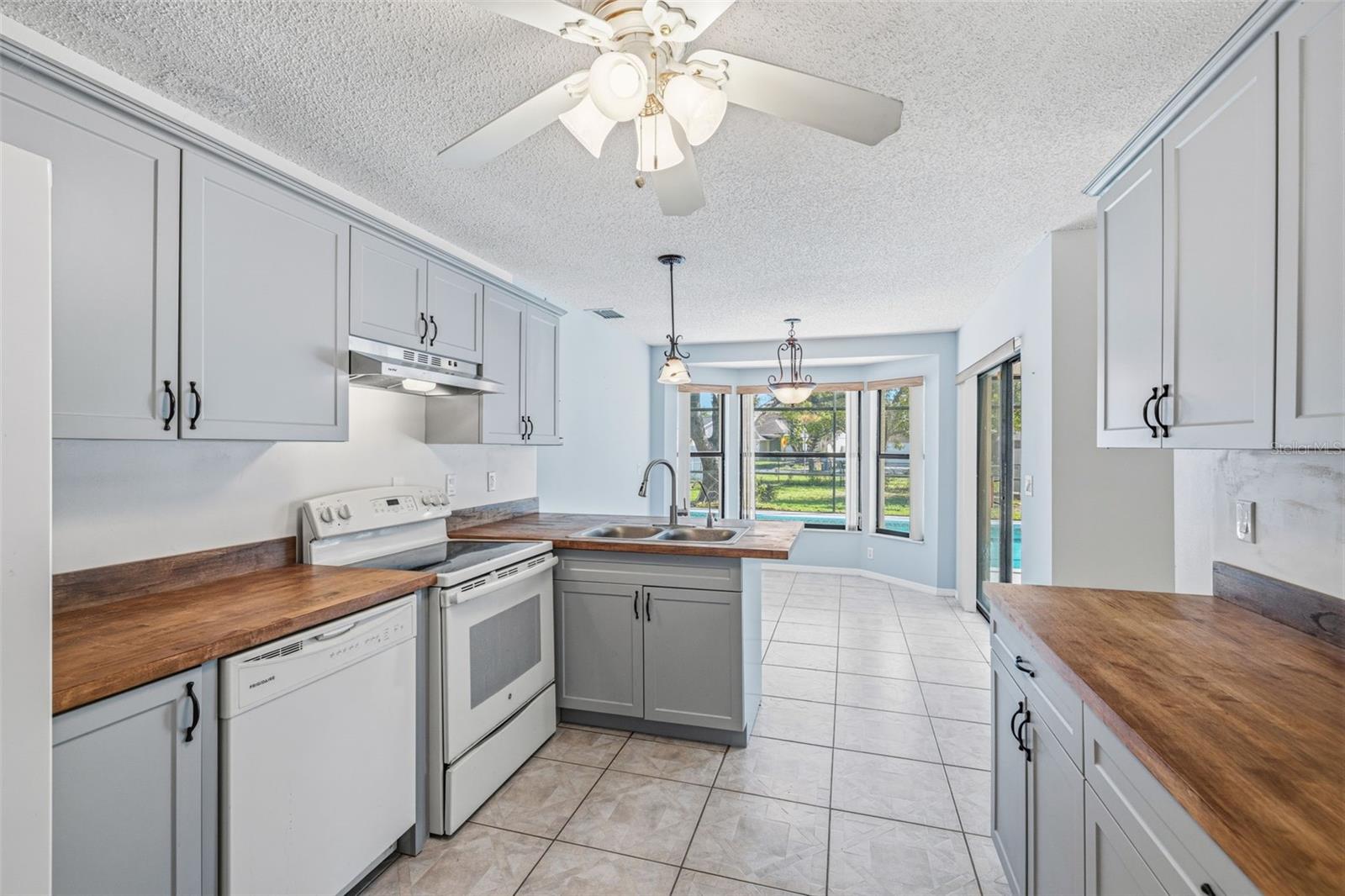 Image 6 of 23 For 4550 Murcross Lane