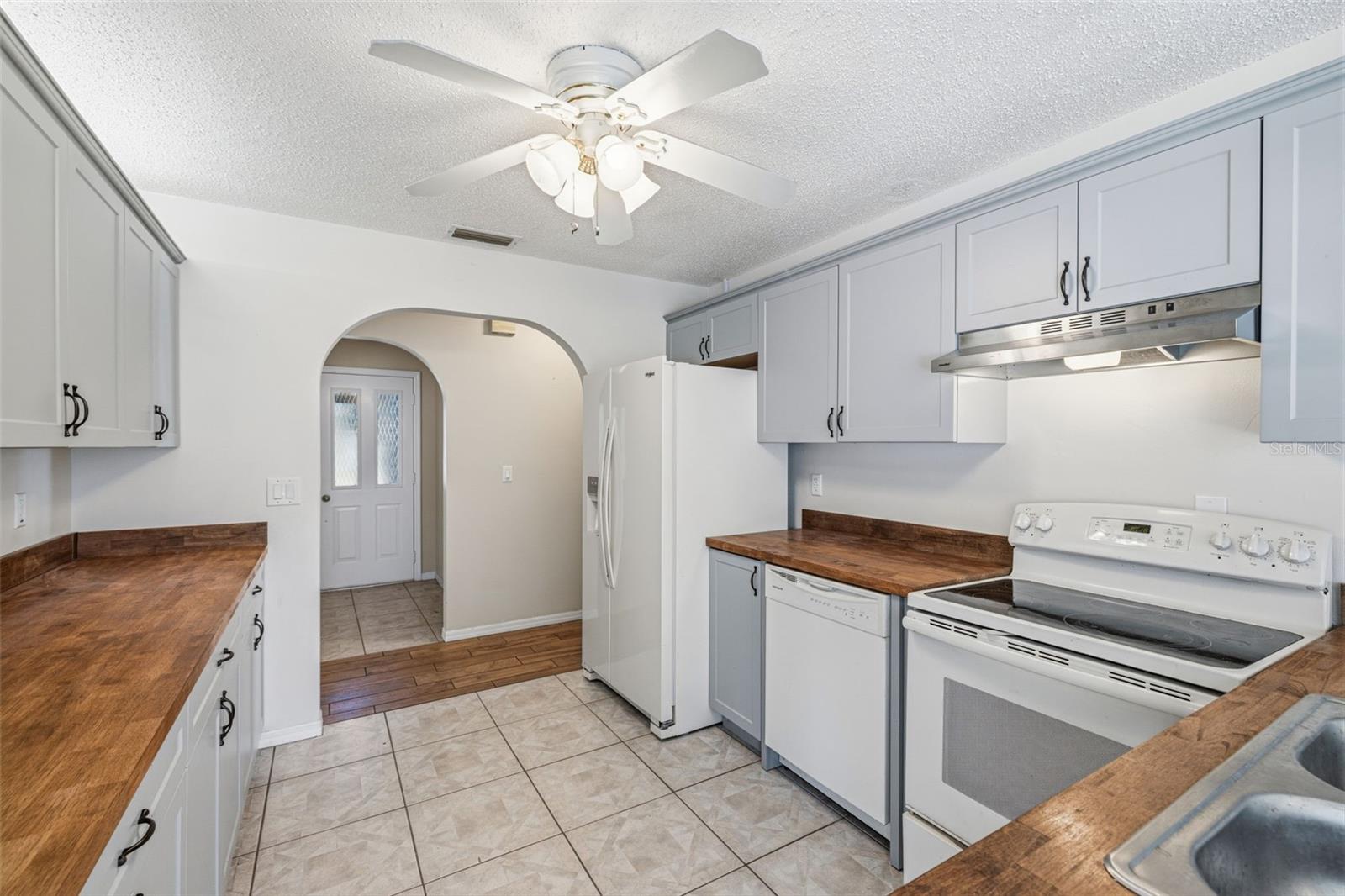 Image 8 of 23 For 4550 Murcross Lane