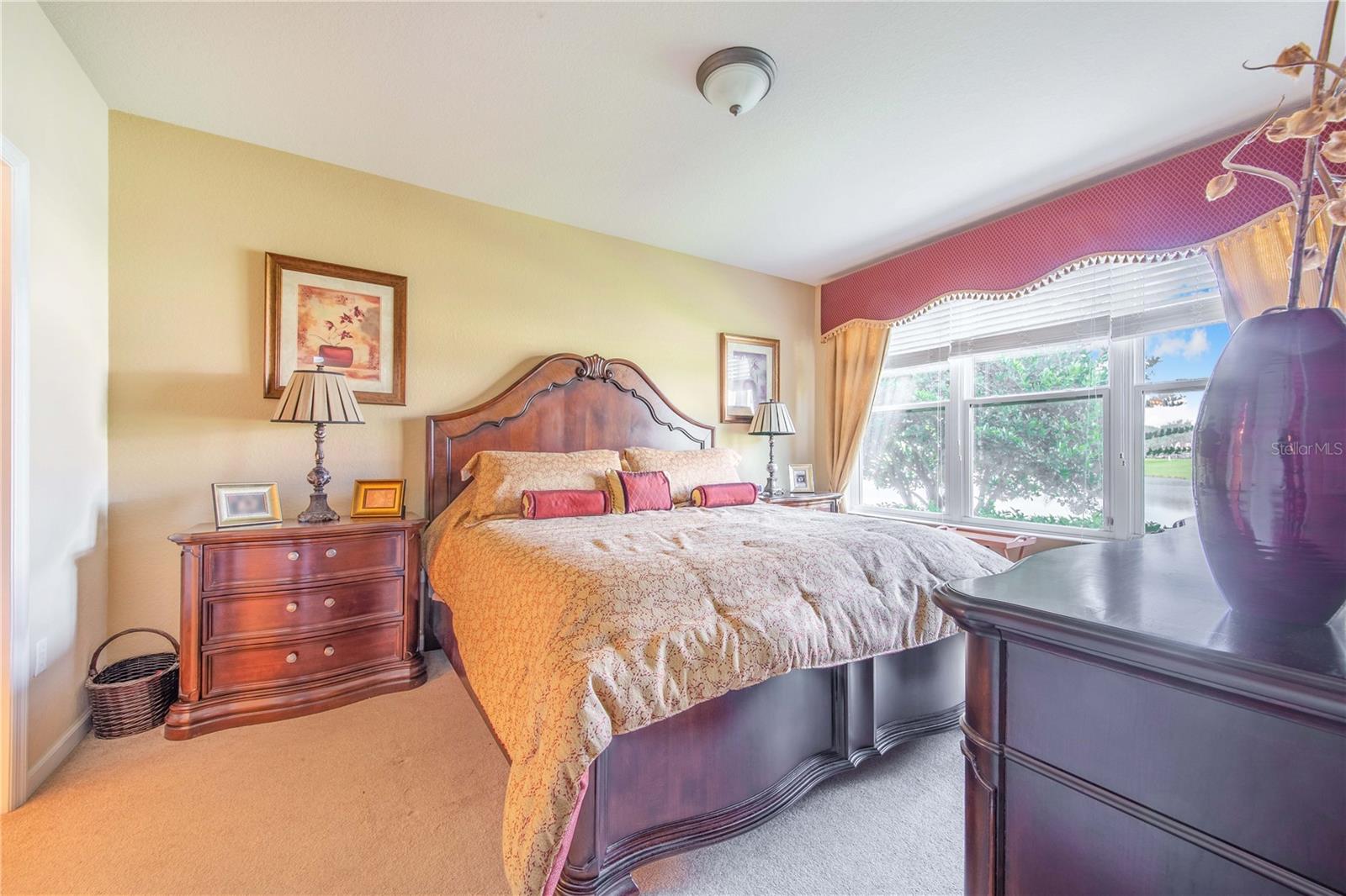 Listing photo id 17 for 1206 Romani Avenue