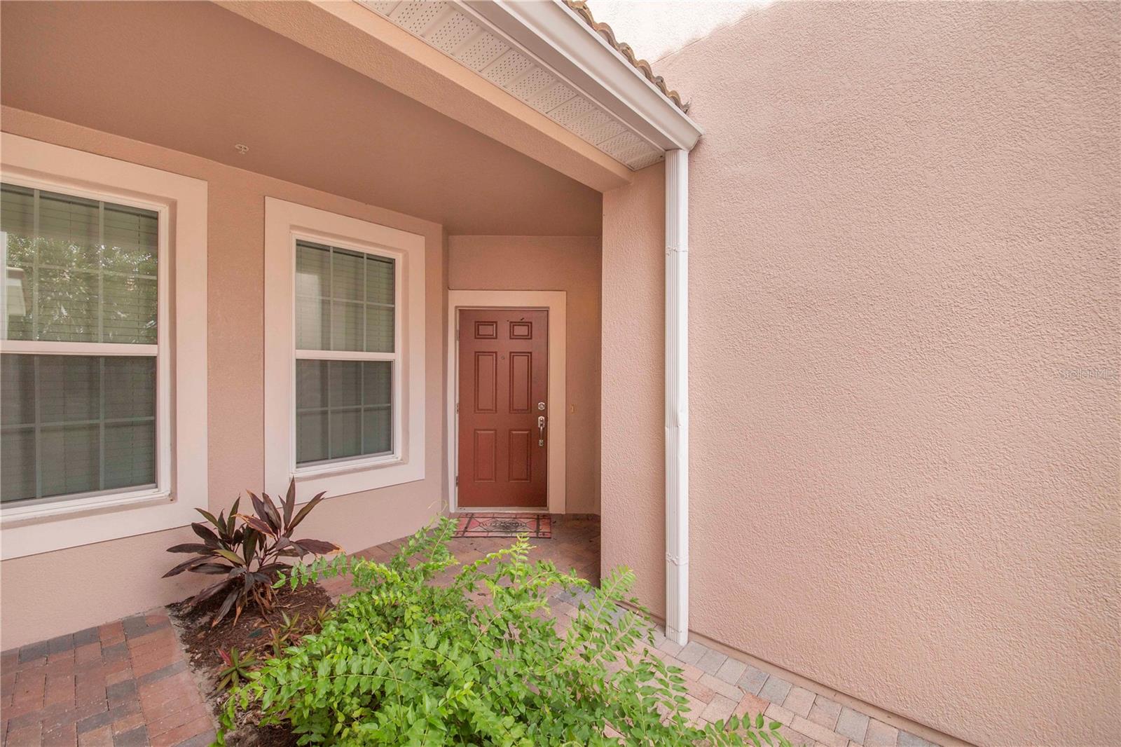 Listing photo id 5 for 1206 Romani Avenue