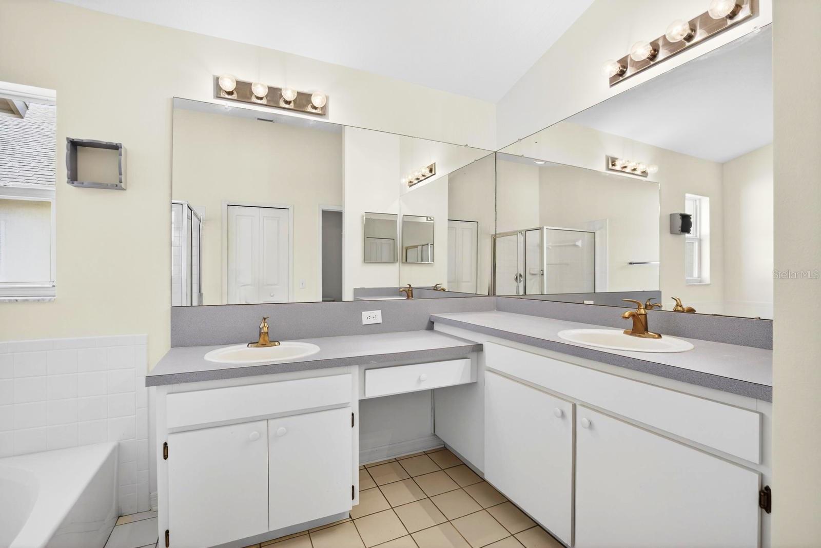 Image 10 of 36 For 1633 Hulett Drive