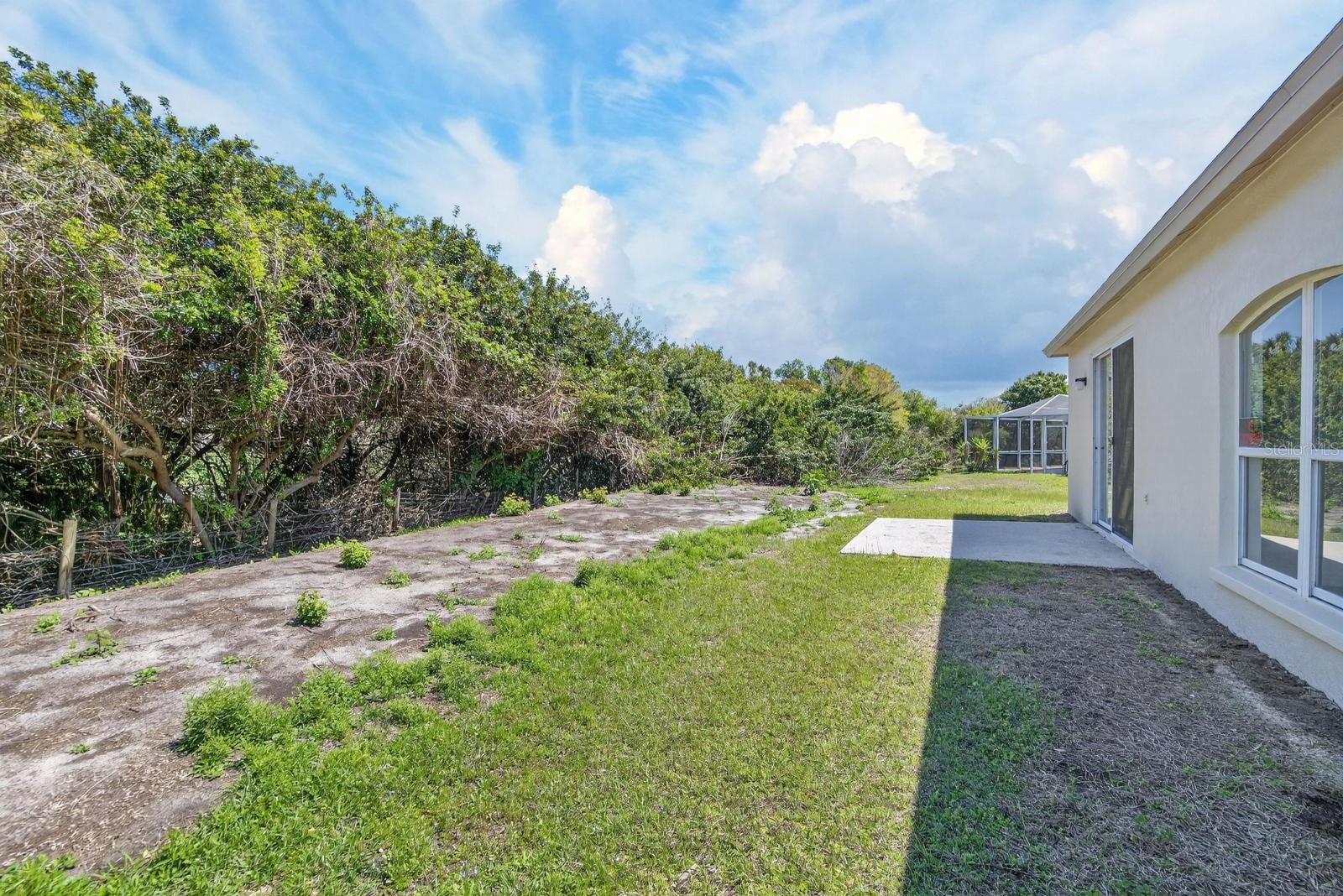 Image 21 of 36 For 1633 Hulett Drive