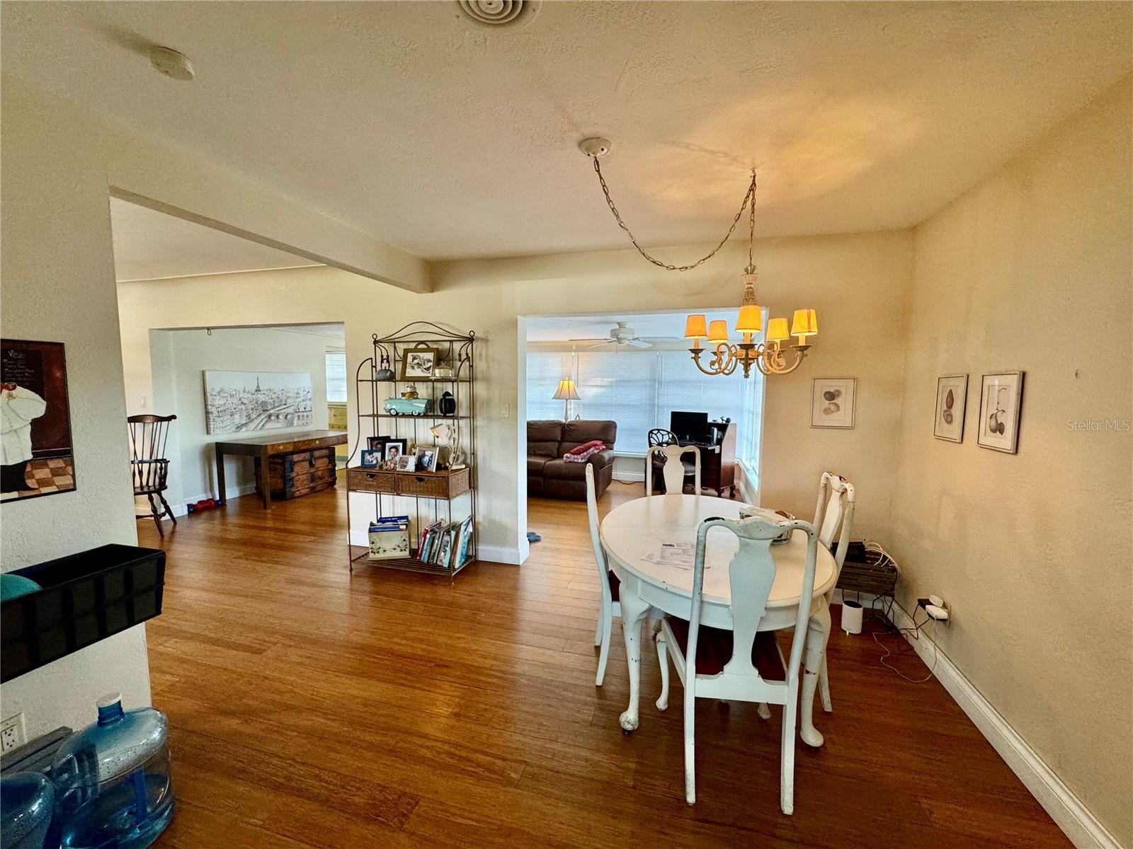 Image 23 of 44 For 4098 21st Avenue N