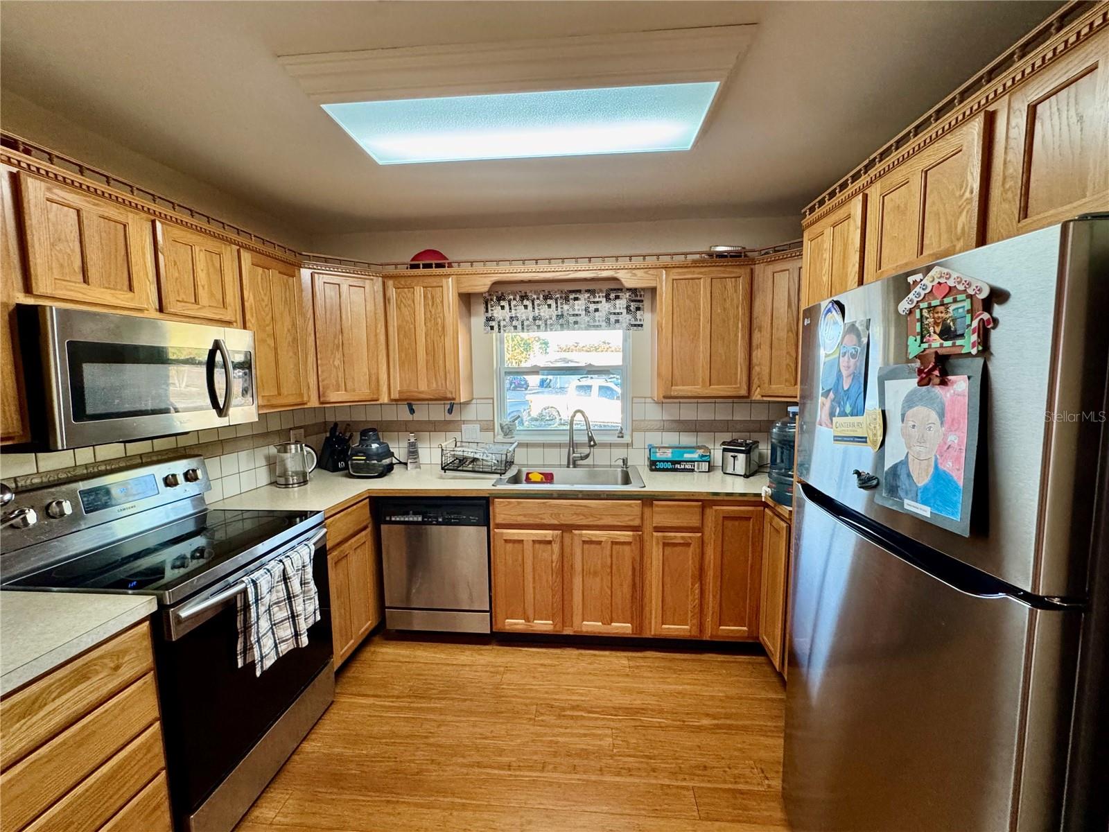 Image 25 of 44 For 4098 21st Avenue N