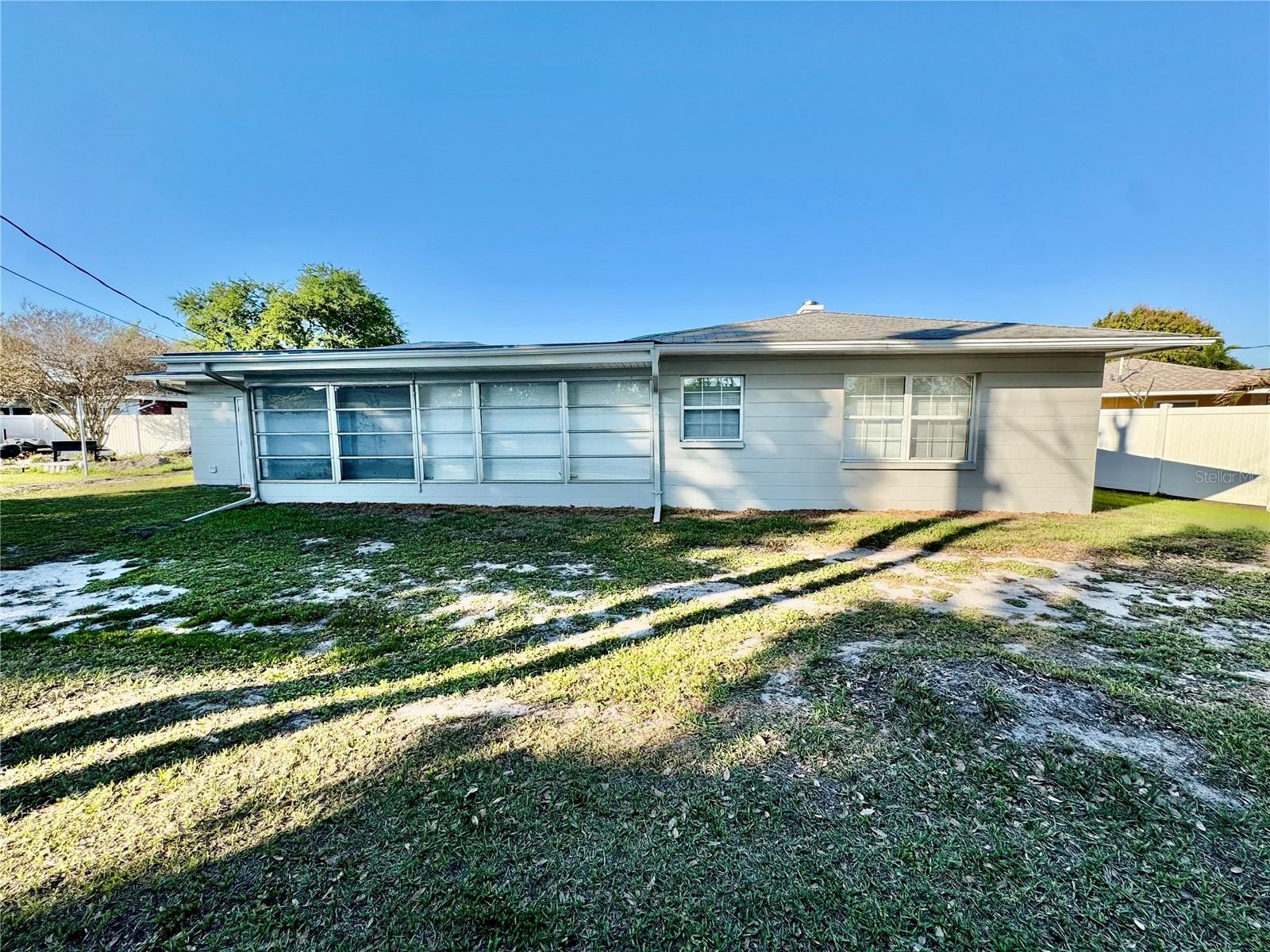 Image 26 of 44 For 4098 21st Avenue N