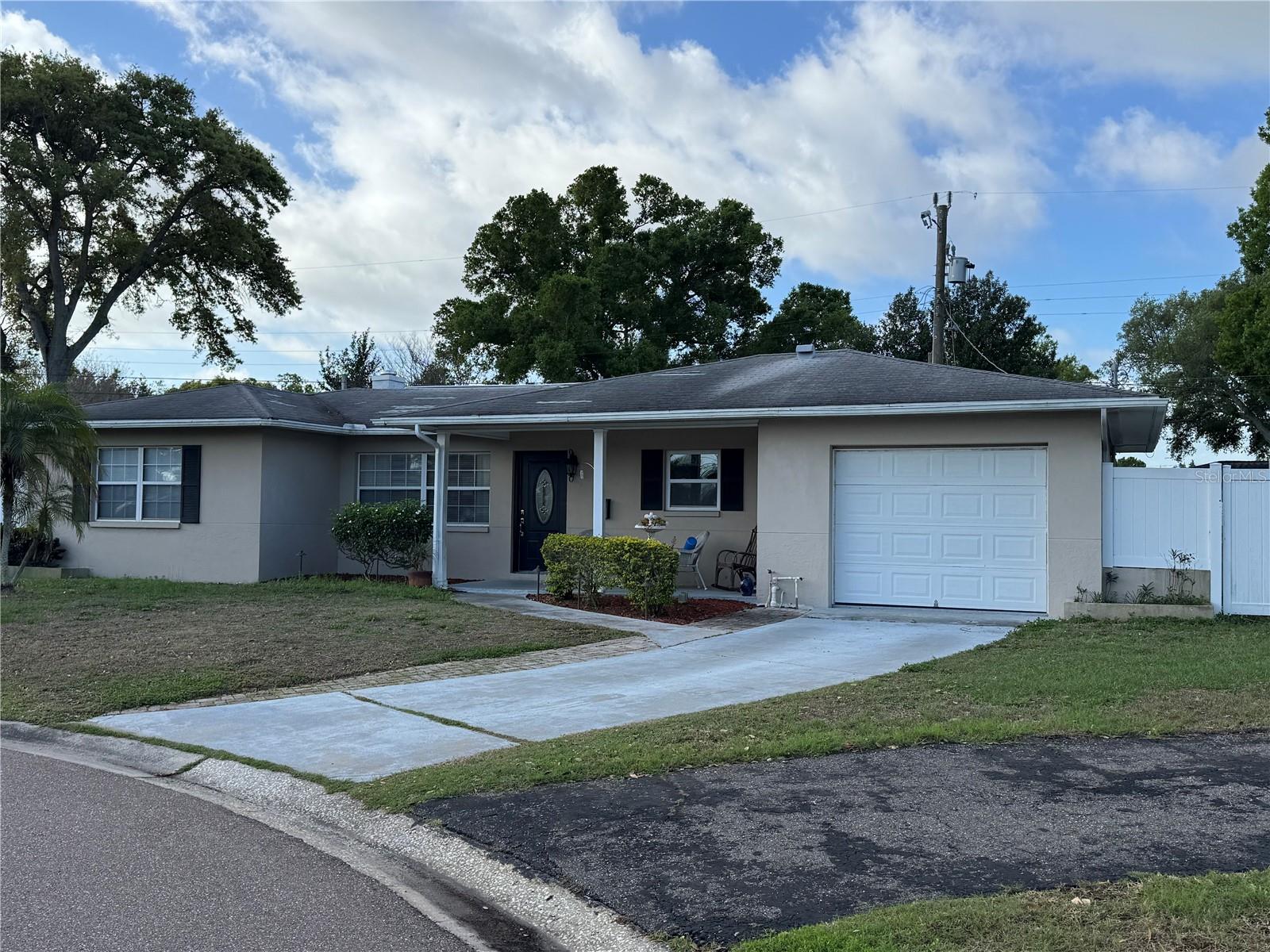 Image 38 of 44 For 4098 21st Avenue N