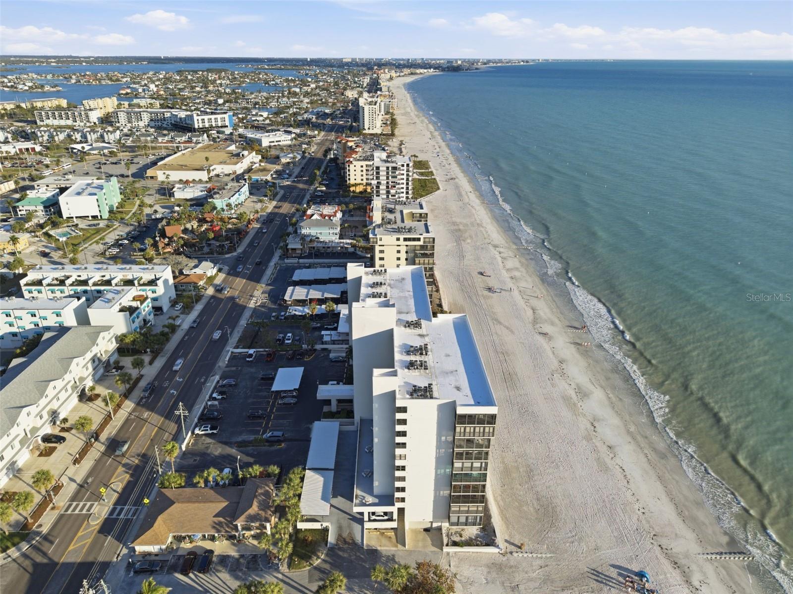 Image 47 of 48 For 15462 Gulf Boulevard 406